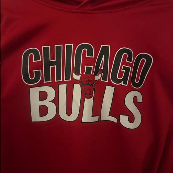 NWT Chicago Bulls Red Tech Fleece Hoodie – Size 2X (’47 Brand) - Picture 2 of 5
